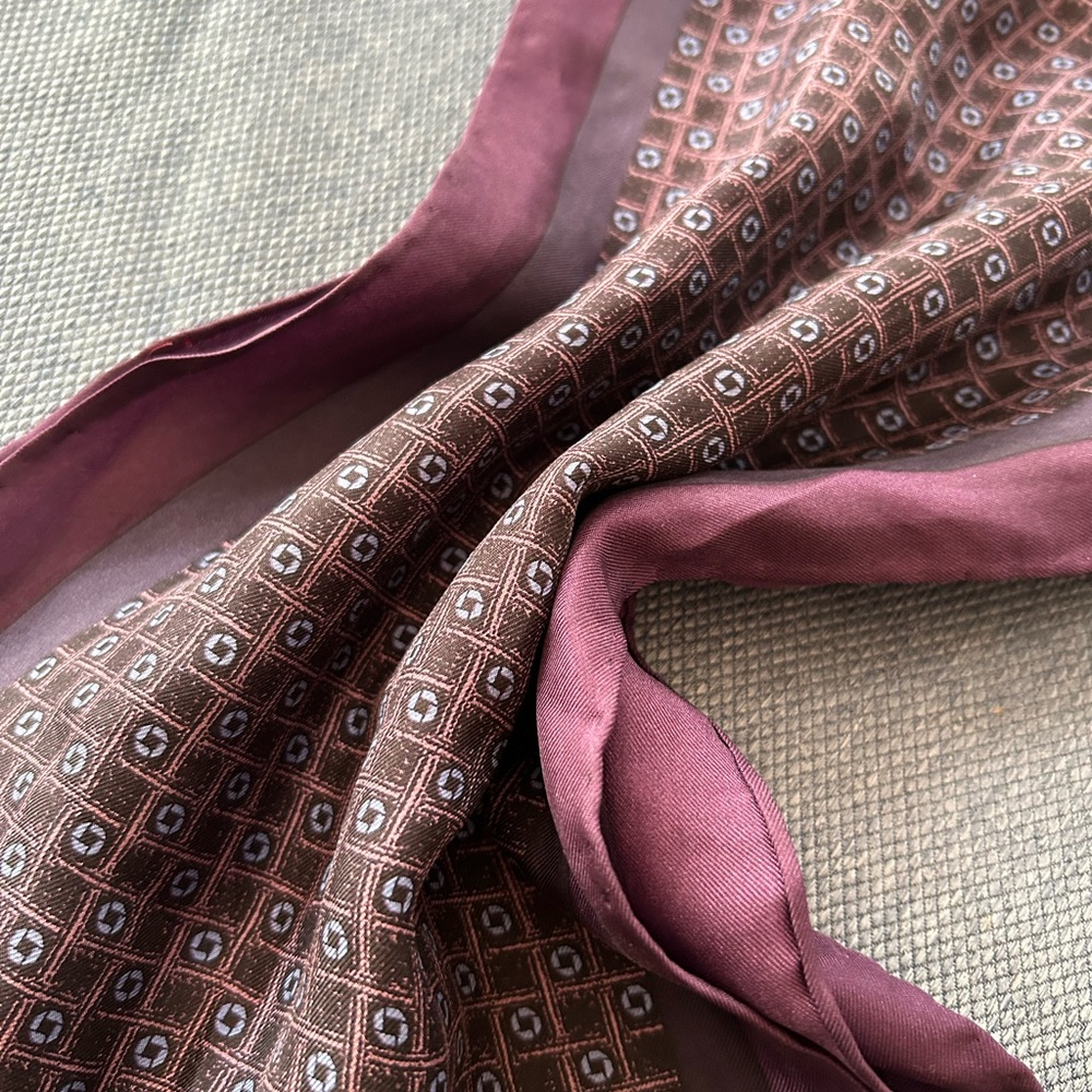 Land's End Chase Bank Legacy Logo Uniform Scarf